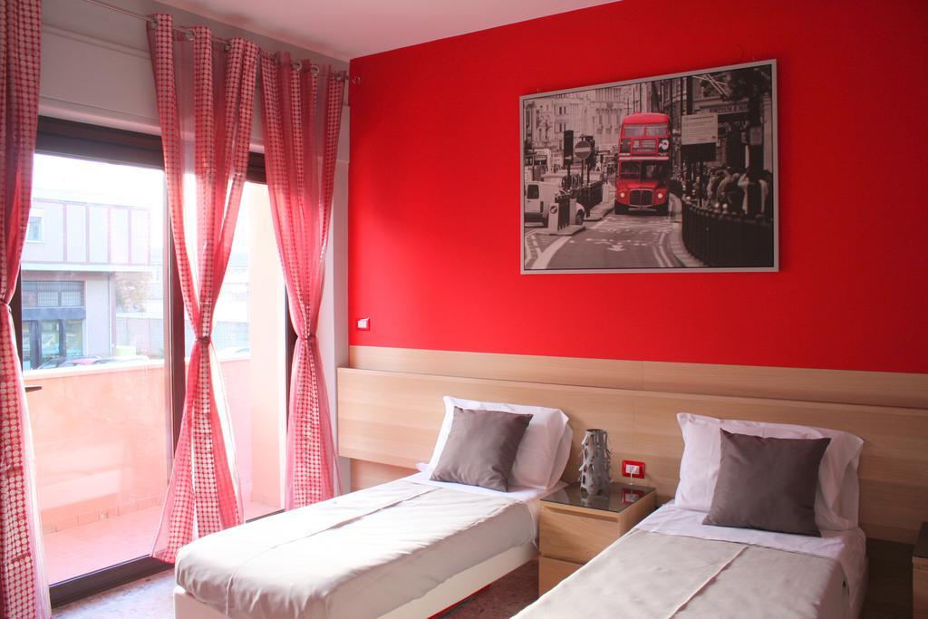 بيسكارا Bed & Breakfast La Perla Rosa الغرفة الصورة